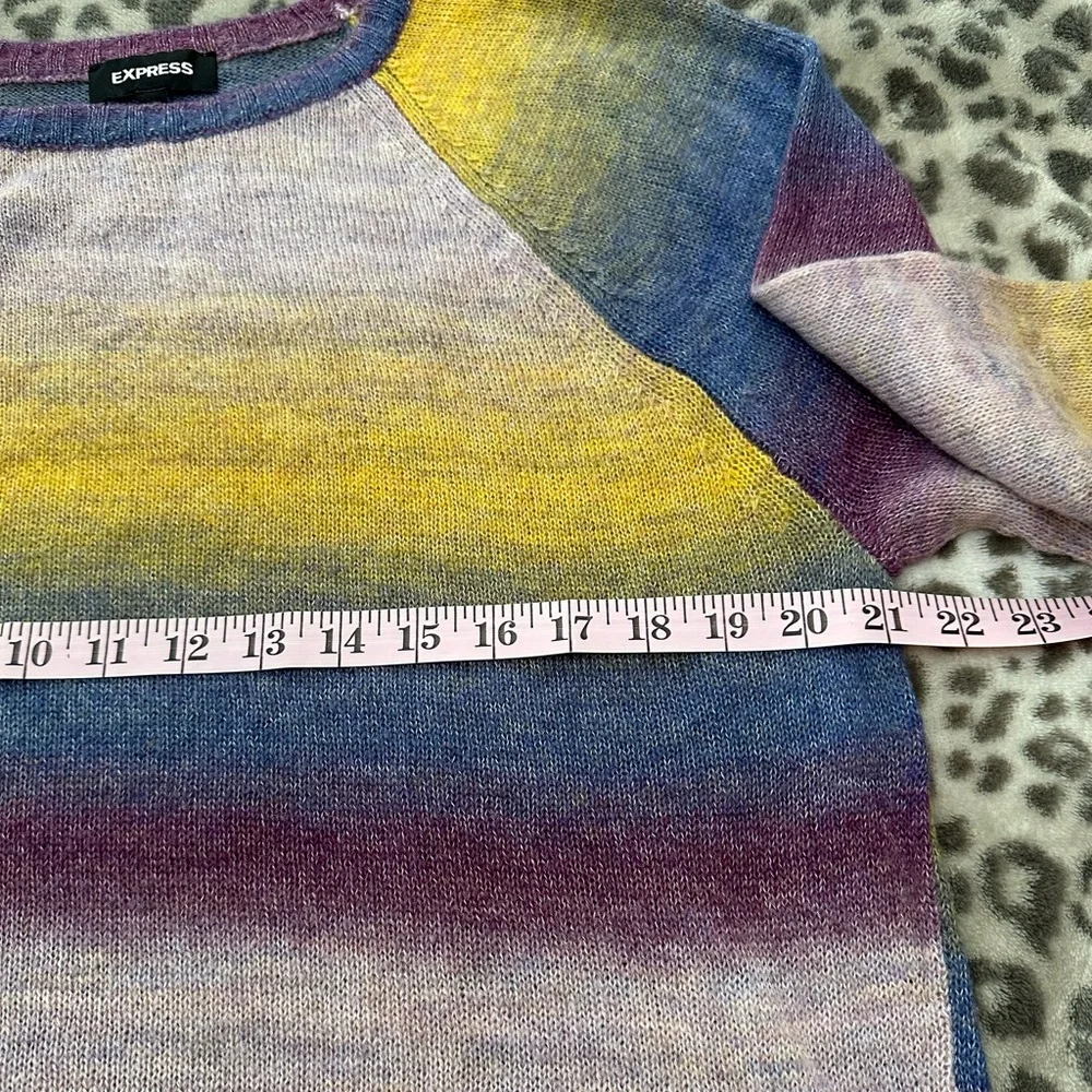 Express Lightweight Ombré Sweater in Purple & Yellow Size Small Women’s
